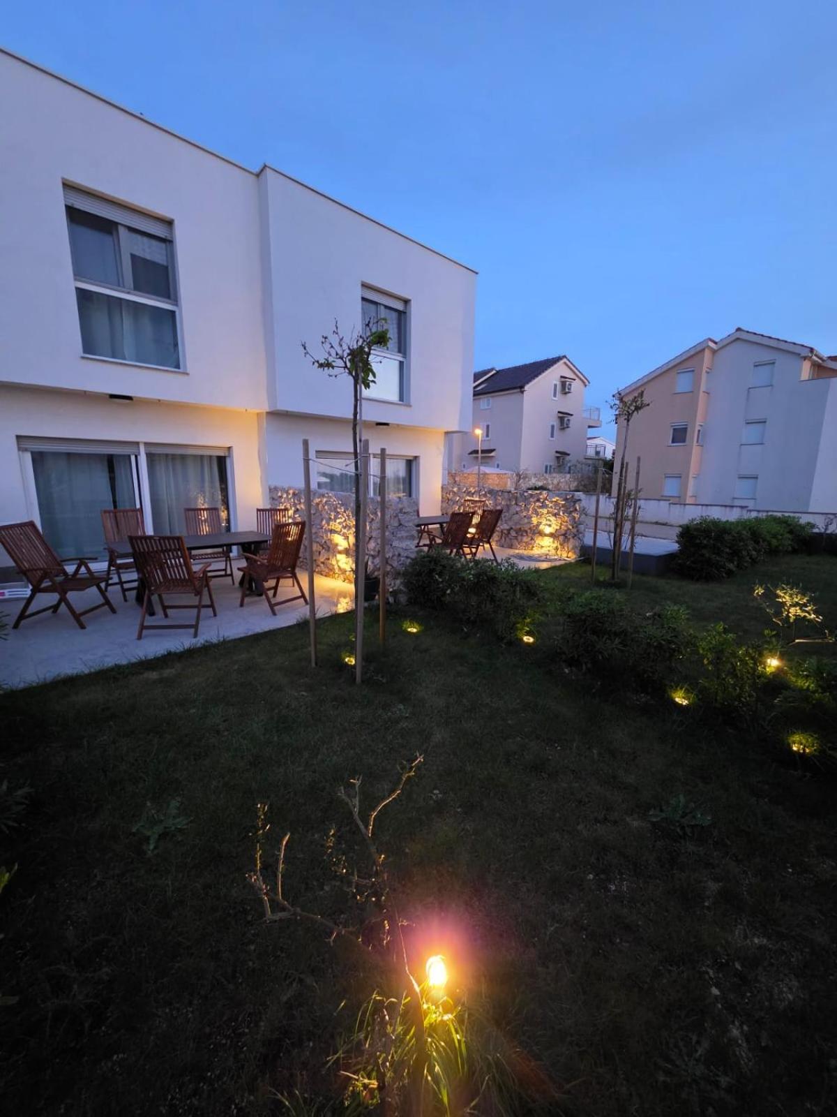 Bura House Villa Povljana Buitenkant foto